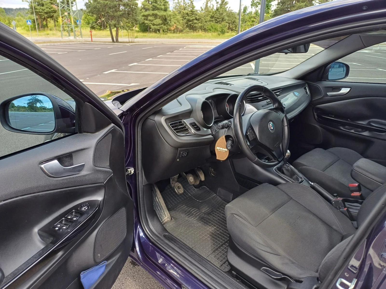 Alfa Romeo Giulietta 1.4TB - изображение 10