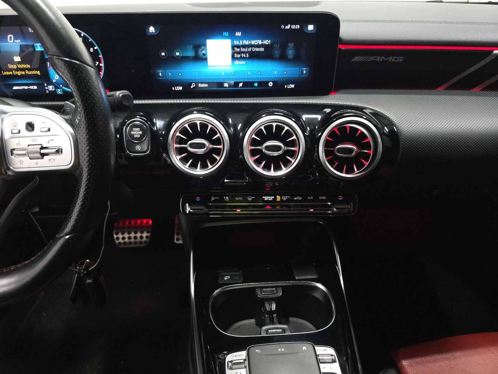 Mercedes-Benz A 35 AMG* ПОДГРЕВ* КАМЕРА* М.ТОЧКА* MBUX* KEYLESS GO - изображение 7