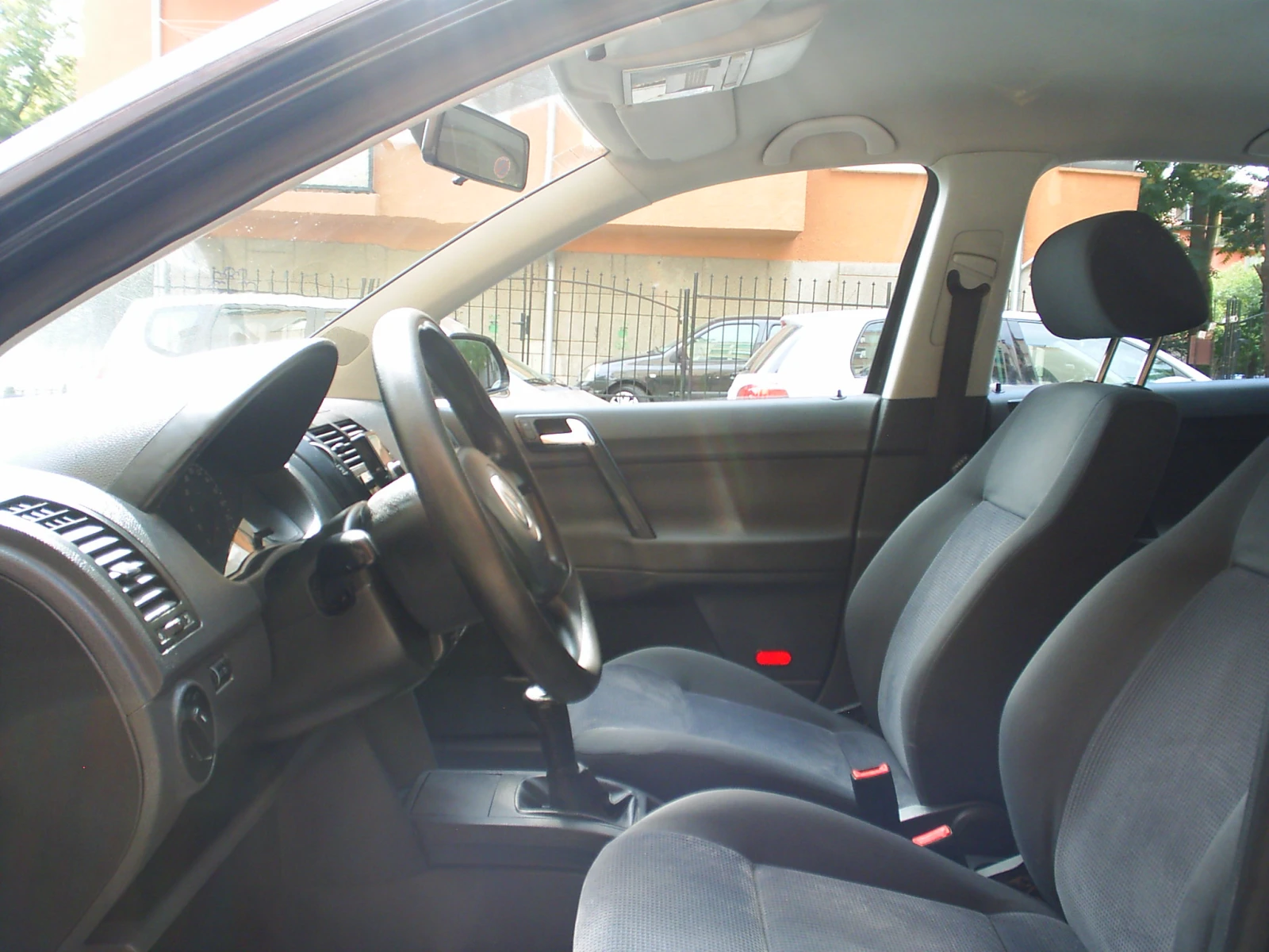VW Polo 1.4 16V Family - изображение 7