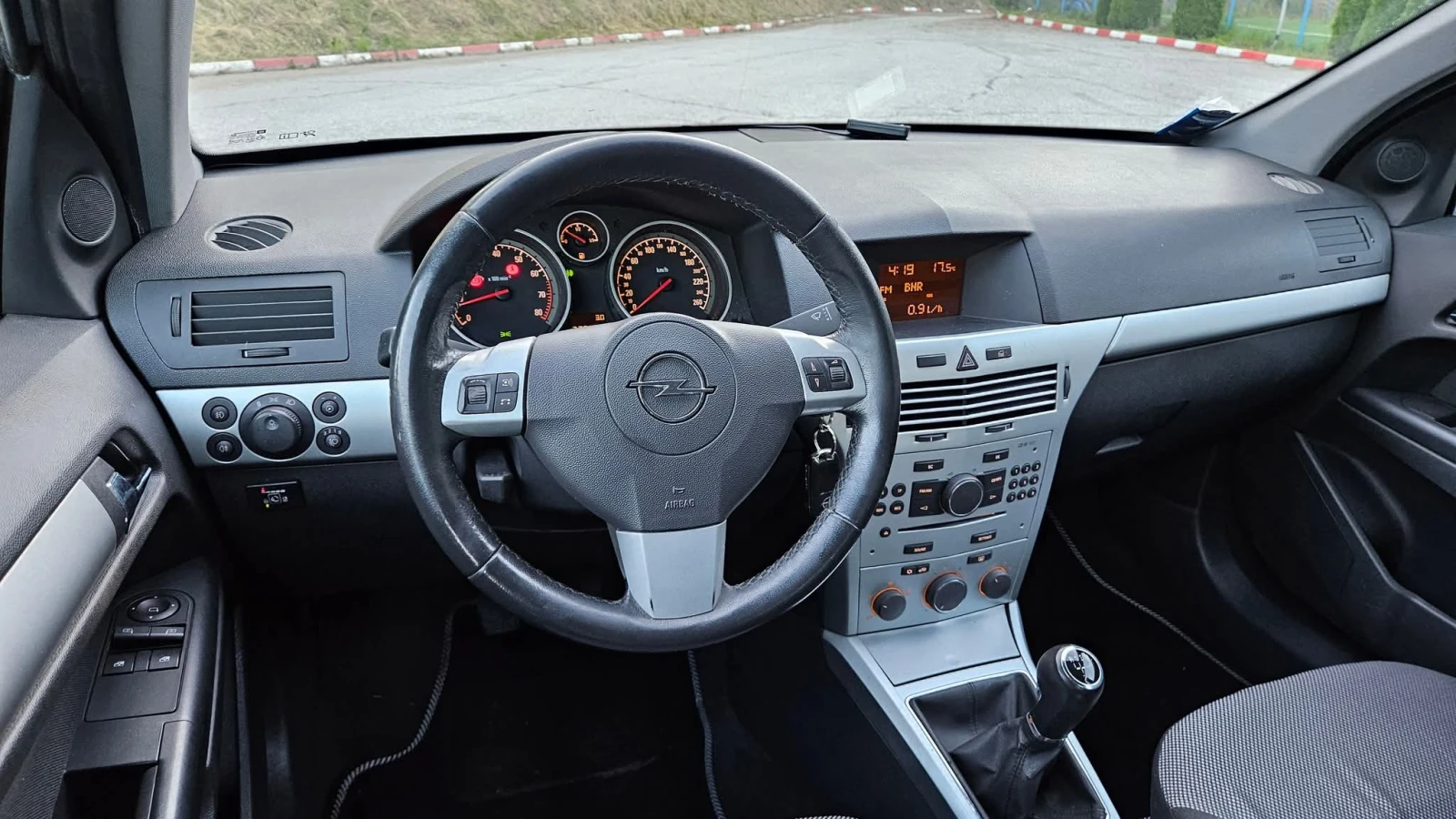 Opel Astra 1.4 GAZ/KLIMA/FACELIFT - изображение 9