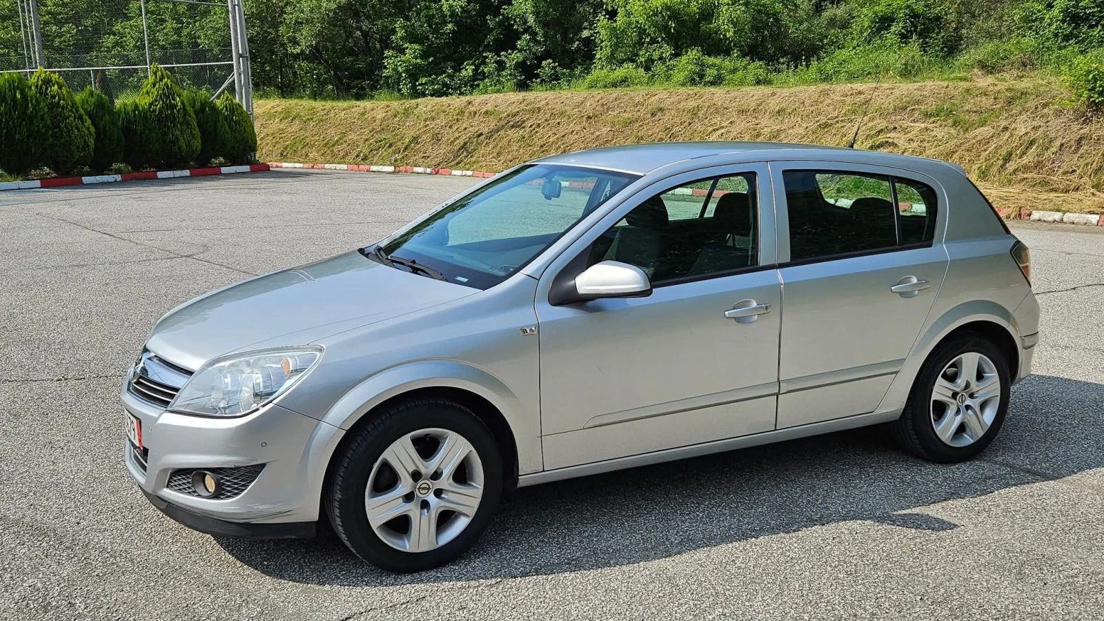 Opel Astra 1.4 GAZ/KLIMA/FACELIFT - изображение 2