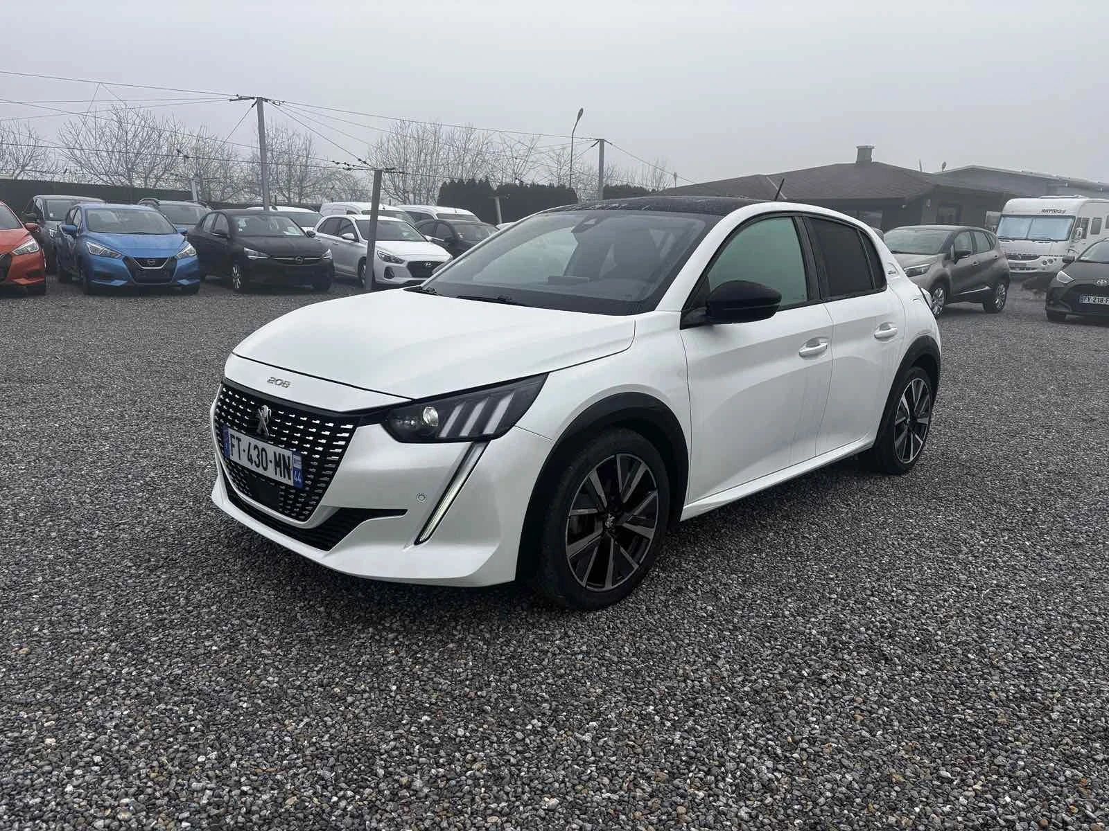 Peugeot 208 1.2, Euro 6, Нов Внос GT LINE 85 218km - изображение 3