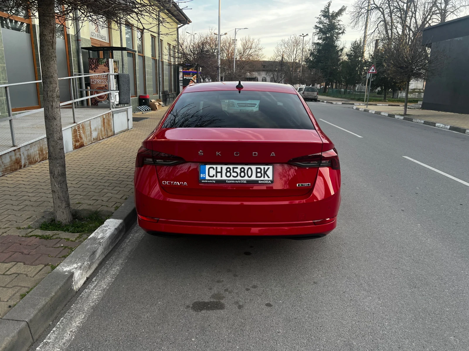 Skoda Octavia 1.5 E-tec 150 hp , снимка 4 - Автомобили и джипове - 53772826