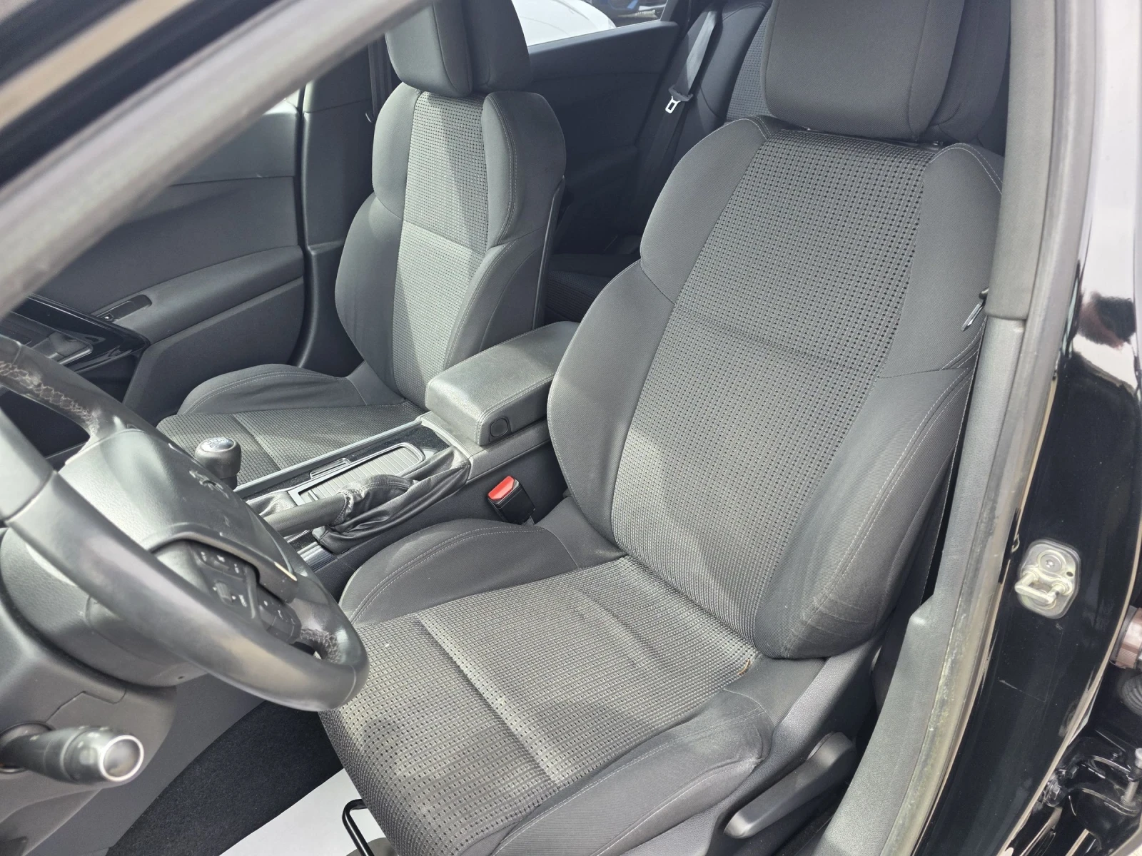 Peugeot 508 2.0HDi, снимка 11 - Автомобили и джипове - 53915834