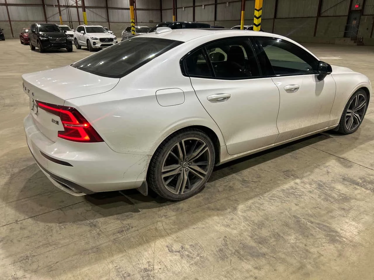 Volvo S60 * B5 AWD R Design * CARFAX * ���� �� �� | Mobile.bg � ����������� 14