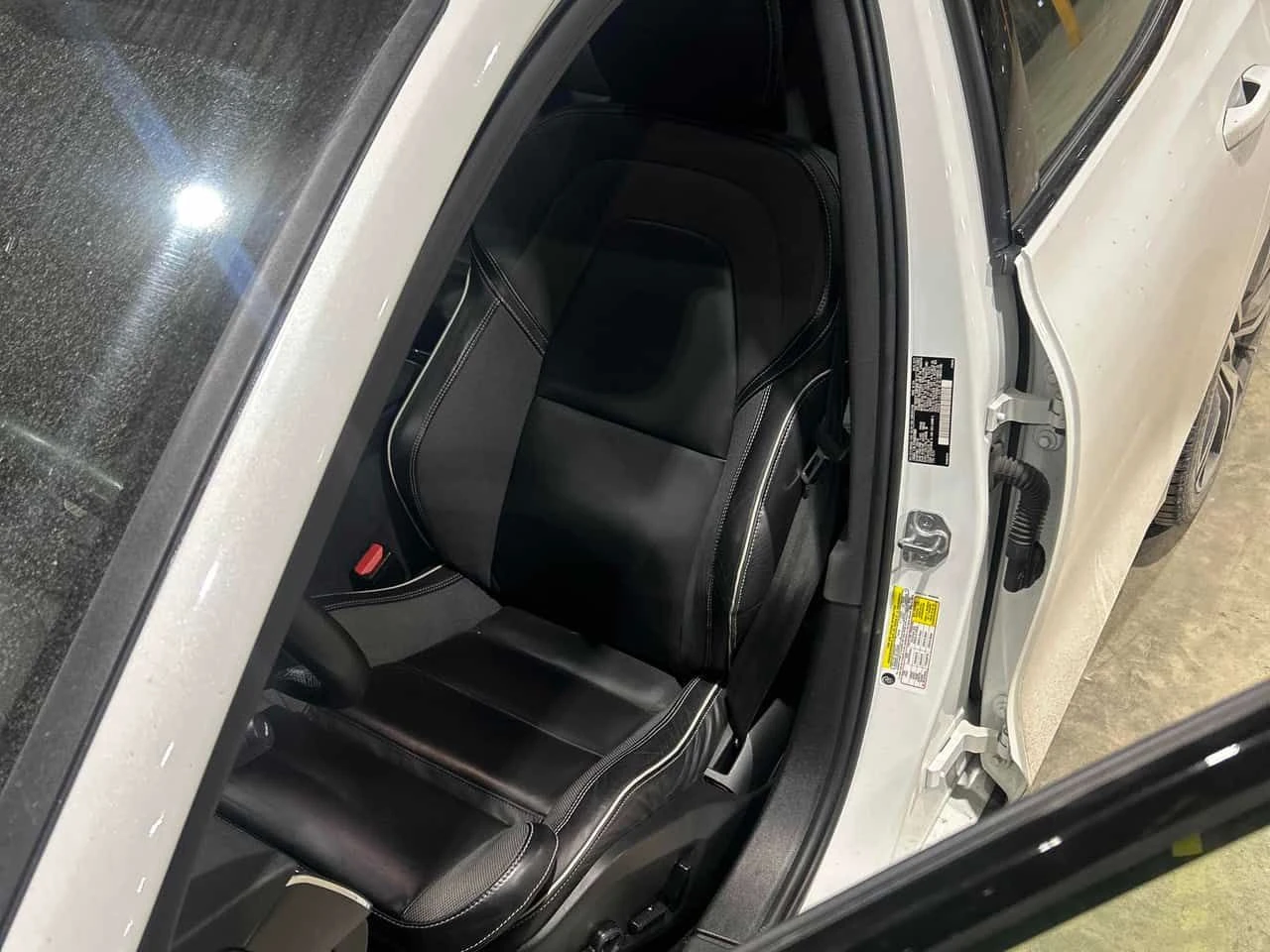 Volvo S60 * B5 AWD R Design * CARFAX * ���� �� �� | Mobile.bg � ����������� 10