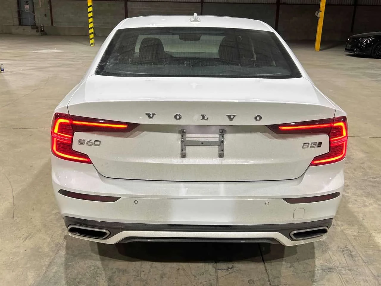 Volvo S60 * B5 AWD R Design * CARFAX * ���� �� �� | Mobile.bg � ����������� 15