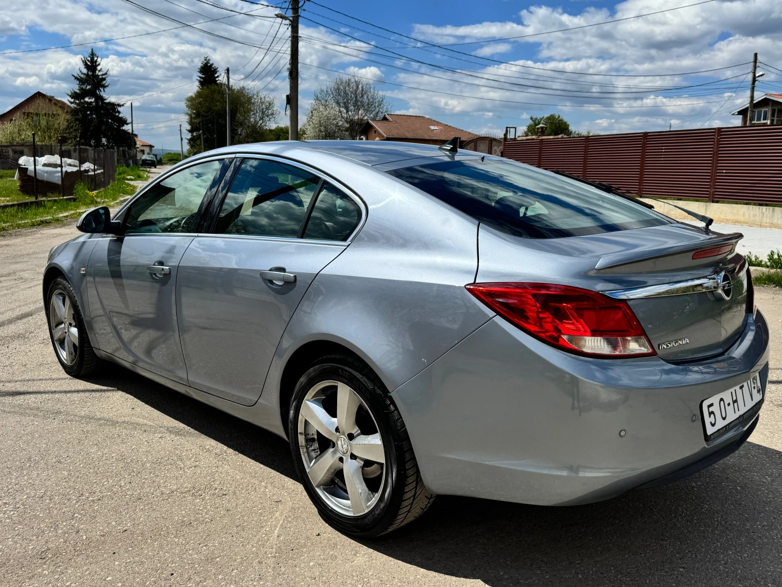 Opel Insignia 1.8 Euro5, снимка 6 - Автомобили и джипове - 54295472