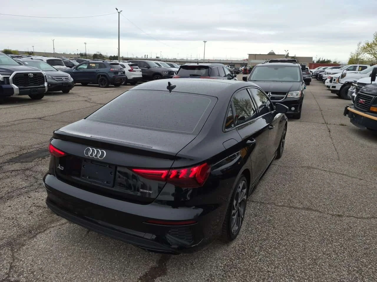 Audi A3  S LINE/PROGRESSIV/CARFAX/ПАНОРАМА/ПОДГРЕВ/ПАМЕТ/, снимка 3 - Автомобили и джипове - 54417491