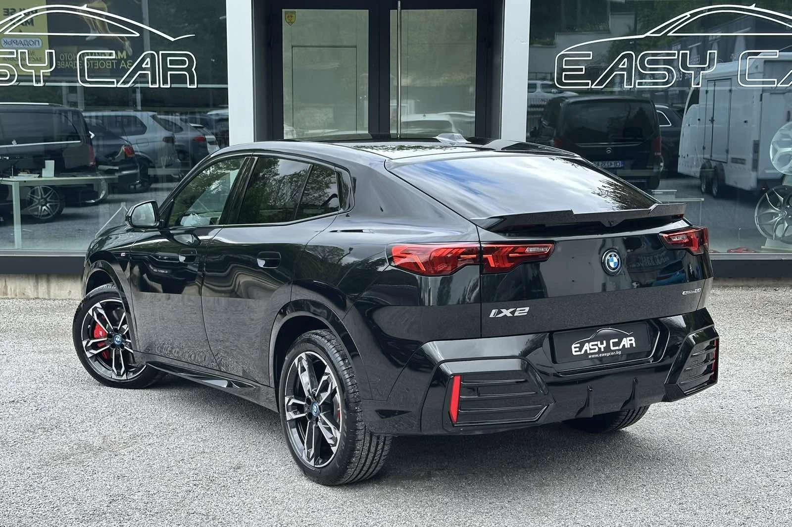 BMW iX2 eDrive20, снимка 5 - Автомобили и джипове - 54509523