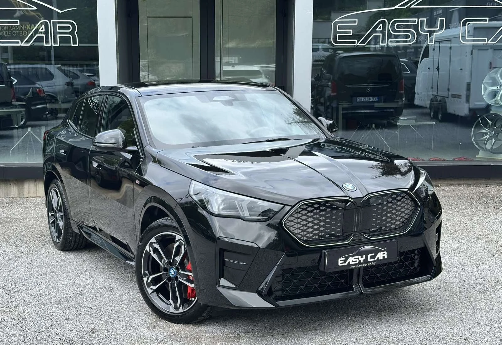 BMW iX2 eDrive20, снимка 3 - Автомобили и джипове - 54509523