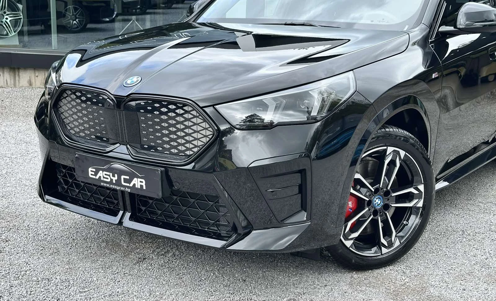BMW iX2 eDrive20, снимка 2 - Автомобили и джипове - 54509523
