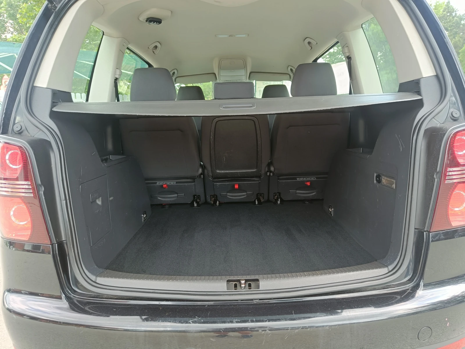VW Touran 1.9 BARTER 105, снимка 14 - Автомобили и джипове - 54802988