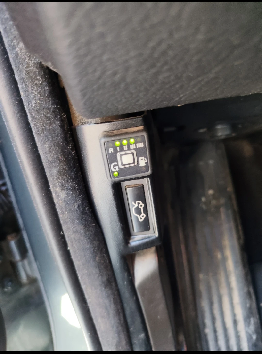 BMW 520 2.2i, снимка 10 - Автомобили и джипове - 55286991