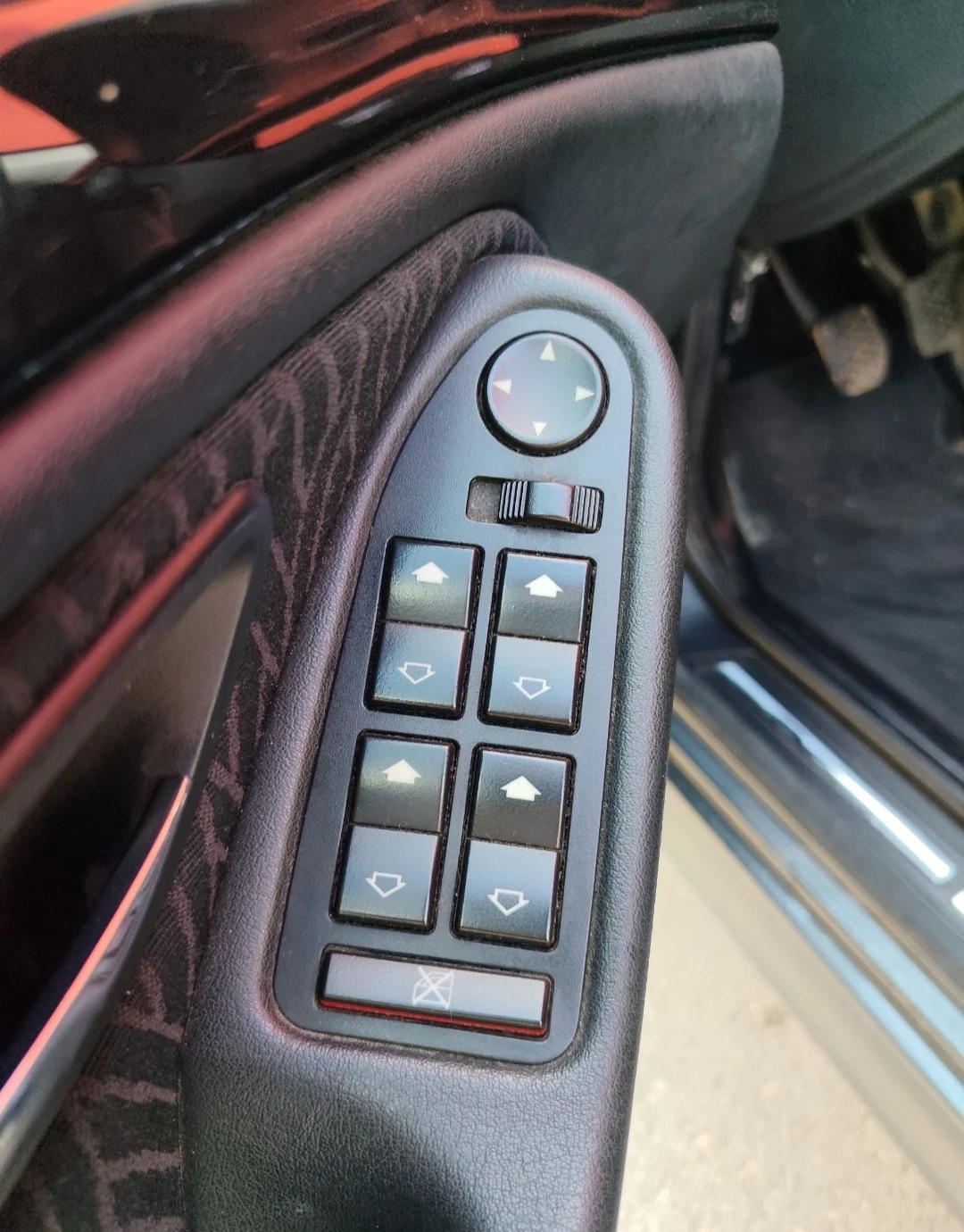 BMW 520 2.2i, снимка 9 - Автомобили и джипове - 55286991