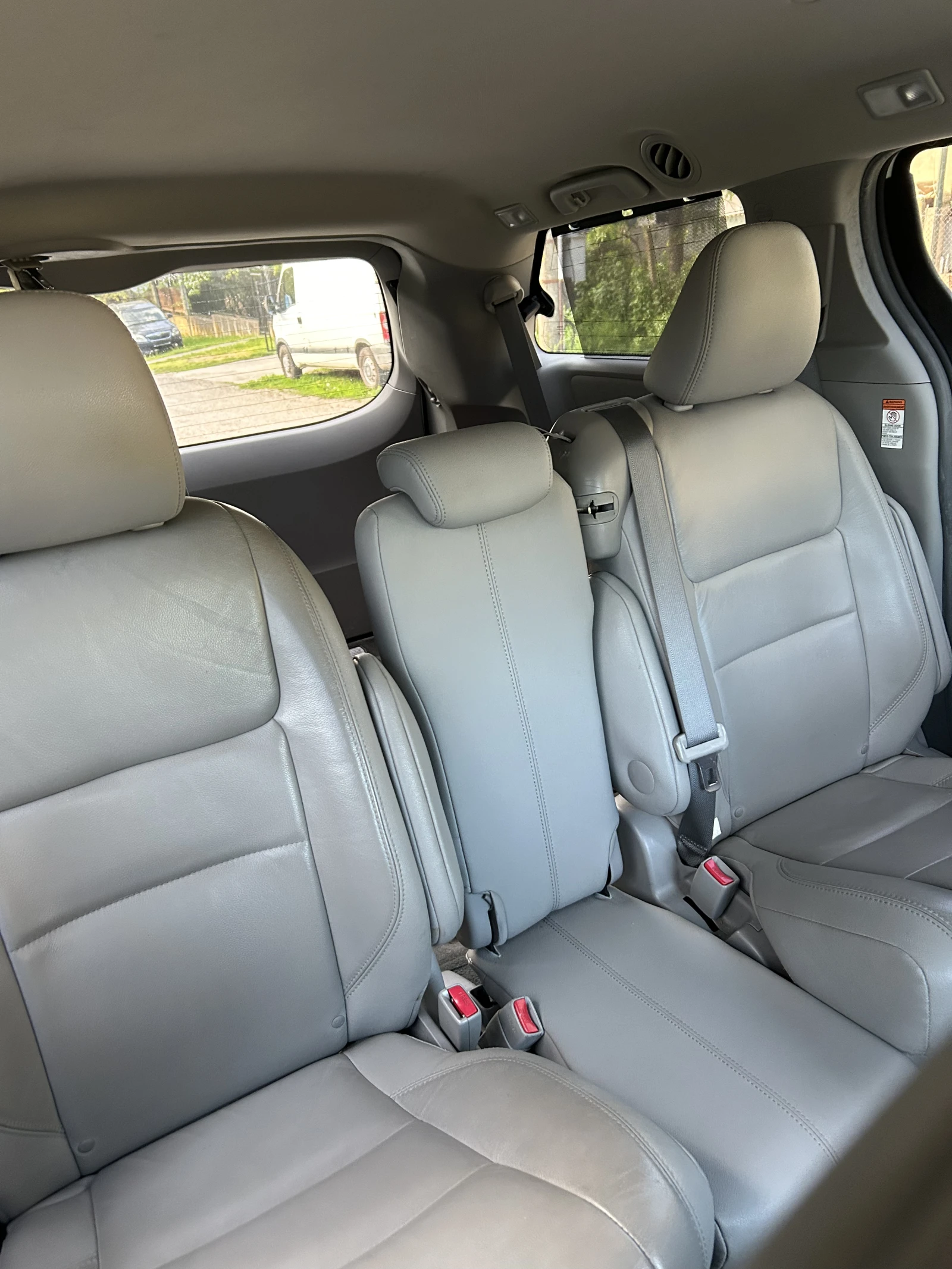 Toyota Sienna XLS, снимка 3 - Автомобили и джипове - 55362891