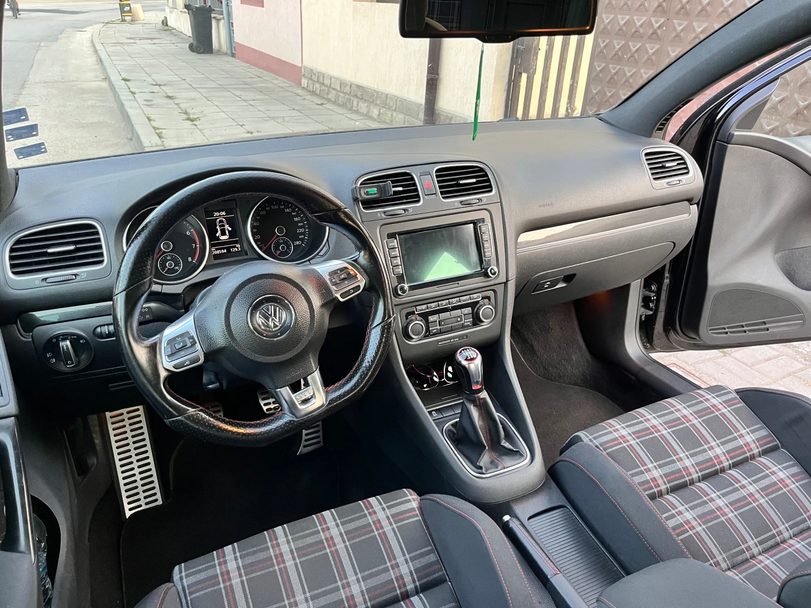 VW Golf GTI, снимка 6 - Автомобили и джипове - 55766388