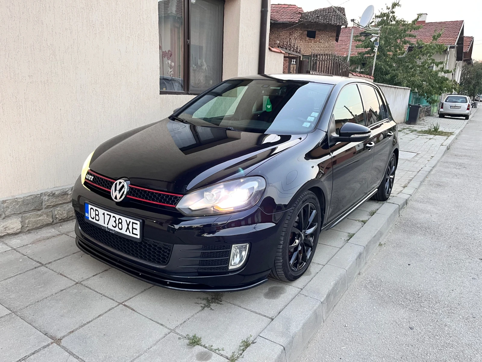 VW Golf GTI, снимка 2 - Автомобили и джипове - 55766388