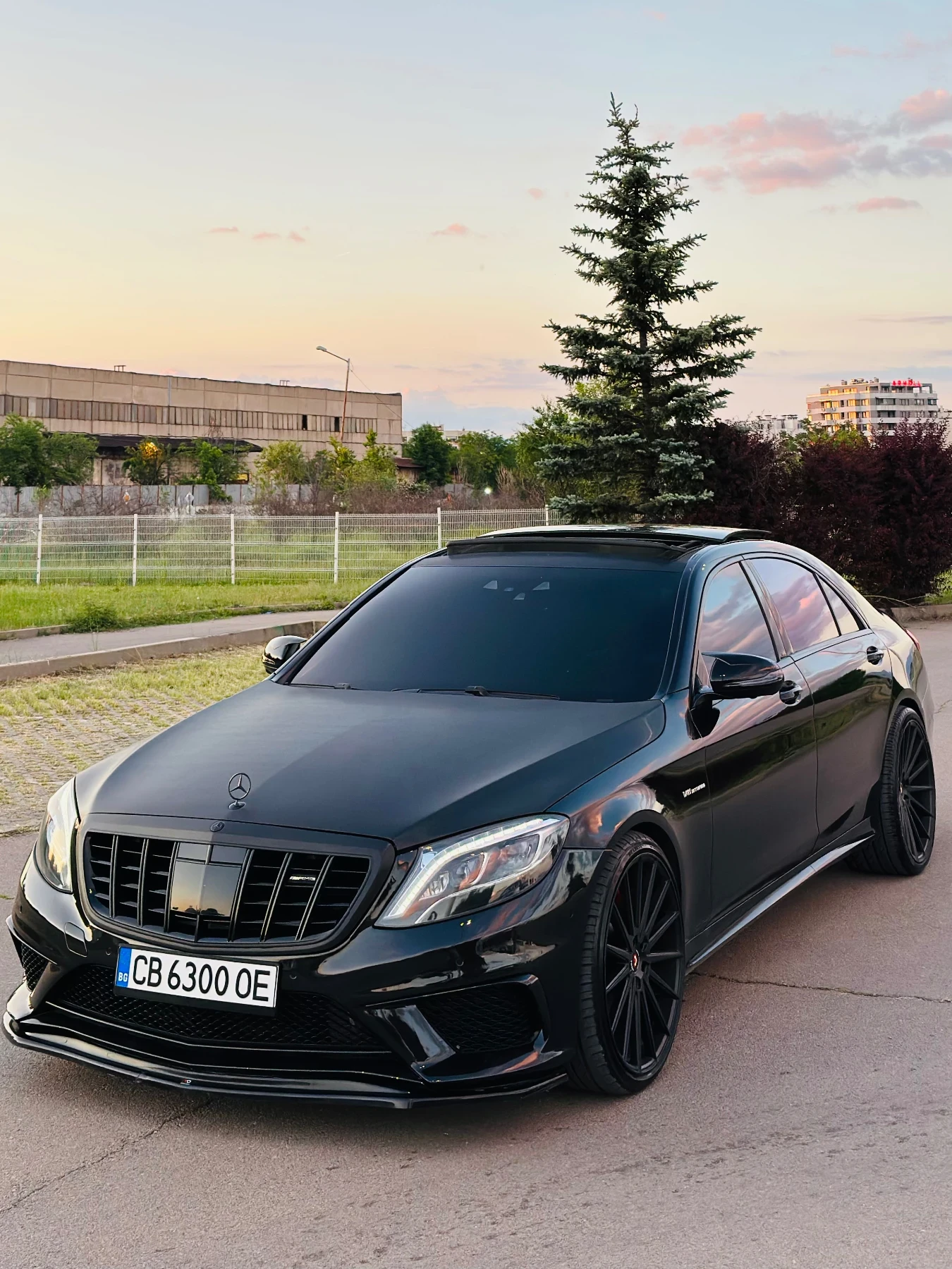 Mercedes-Benz S 63 AMG 4Matic/Long/Burmaster 3D/Panorama/Carbon
