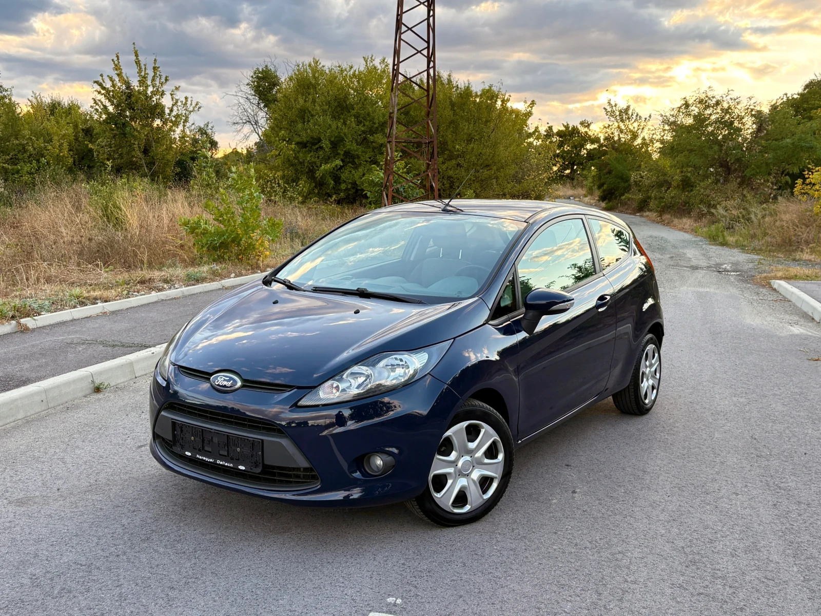 Ford Fiesta 1.25i Климатик* от 1-ви собственик* 165 000км* , снимка 2 - Автомобили и джипове - 56067939