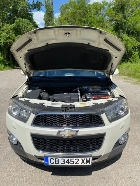 Chevrolet Captiva 2.2 184 к.с., 4х4, 7 места, кожа, с регистрация , снимка 13