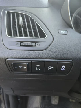 Hyundai IX35 2.0 CRDI 4X4, снимка 5