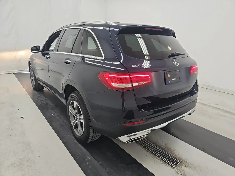 Mercedes-Benz GLC 300 Keyless GO* Burmester, снимка 5 - Автомобили и джипове - 48042417