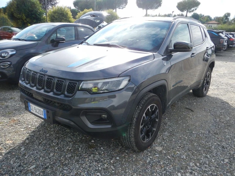 Jeep Compass Trail Hawk Plug-In-Hybrid, снимка 2 - Автомобили и джипове - 48070279