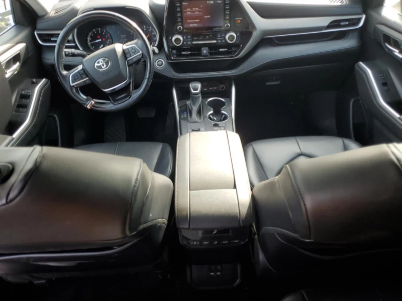 Toyota Highlander XLE* Подгрев* Distronic, снимка 8 - Автомобили и джипове - 49547191