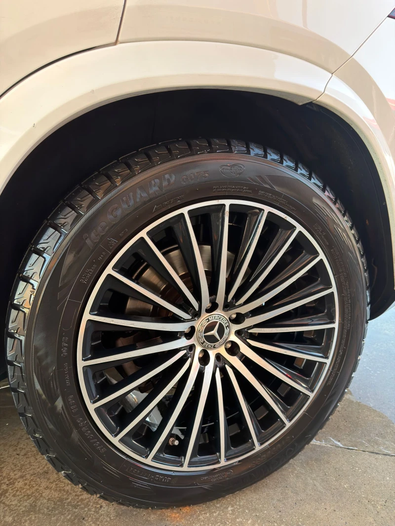 Mercedes-Benz GLE 300 AMG, снимка 17 - Автомобили и джипове - 52959663