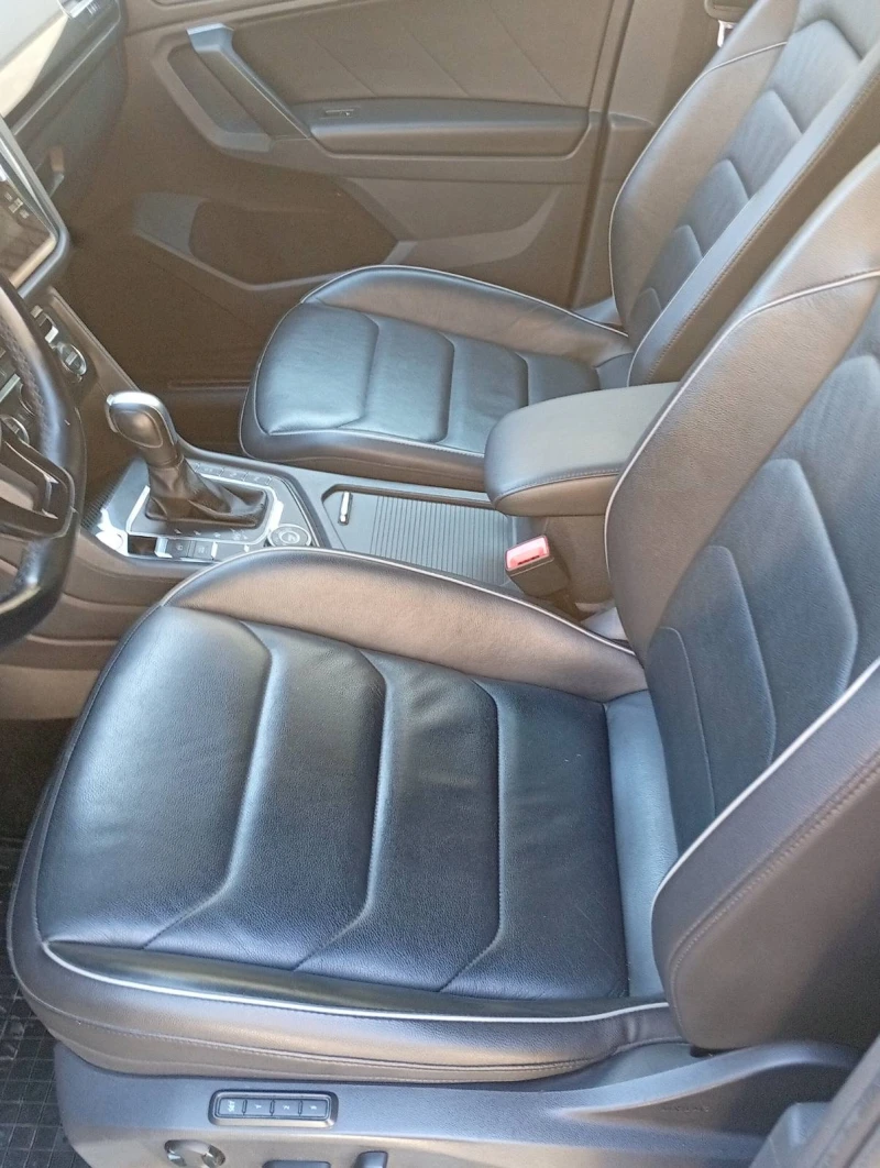 VW Tiguan 2.0TDI, снимка 7 - Автомобили и джипове - 52627807