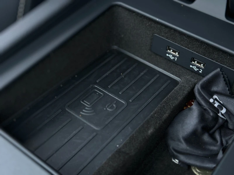 Audi SQ7 * V8D| Амбиентно| Панорама | MATRIX | 22 Джанти, снимка 9 - Автомобили и джипове - 52486385