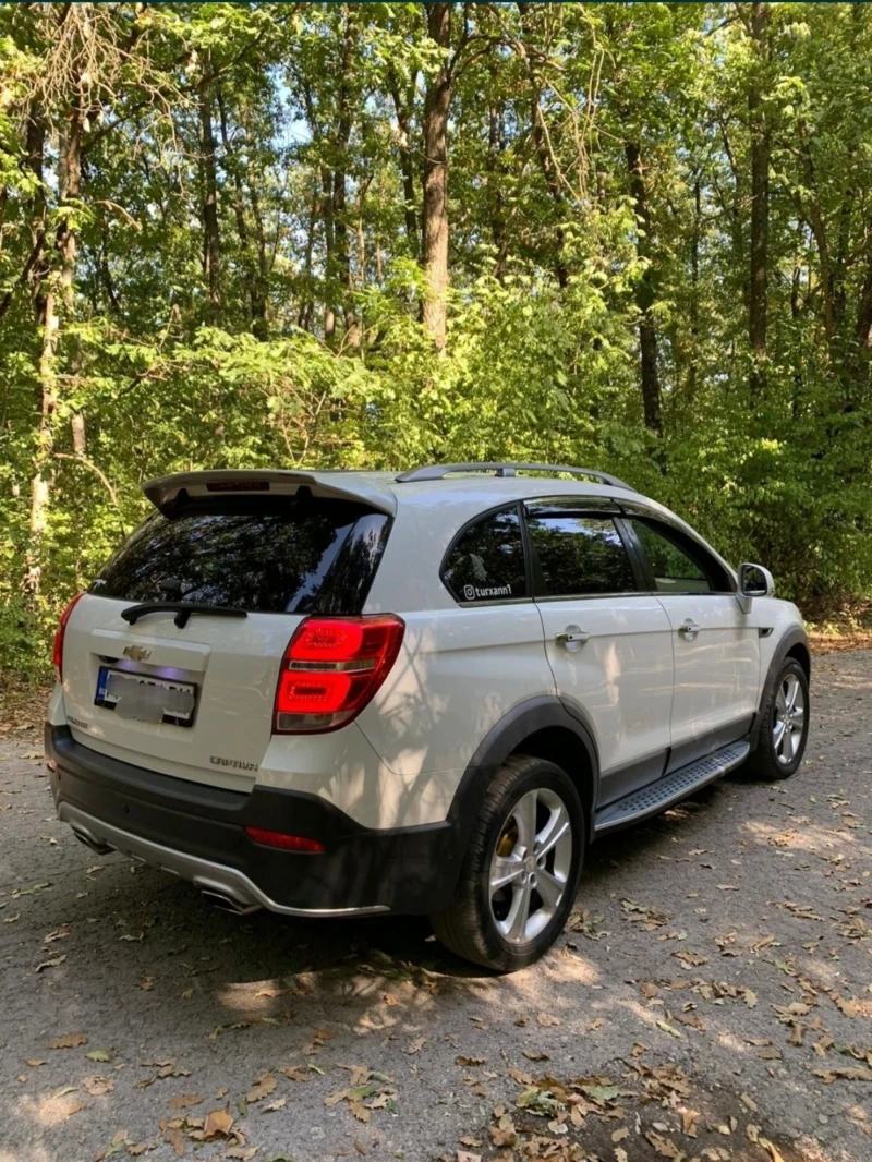 Chevrolet Captiva 2.2, снимка 3 - Автомобили и джипове - 52579697