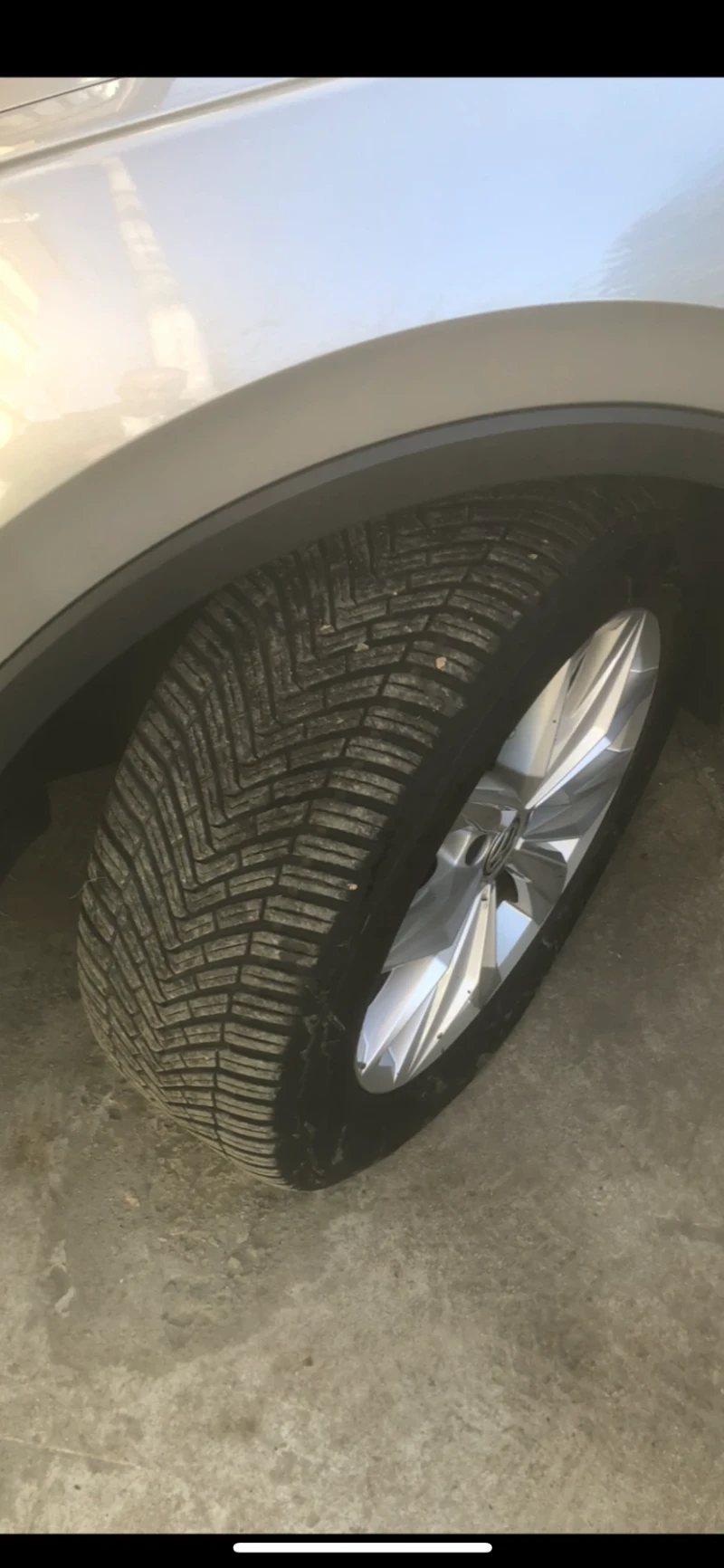 VW Tiguan VW Tiguan 2.0 TDI Higlhine 4Motion BMT, снимка 8 - Автомобили и джипове - 52797234