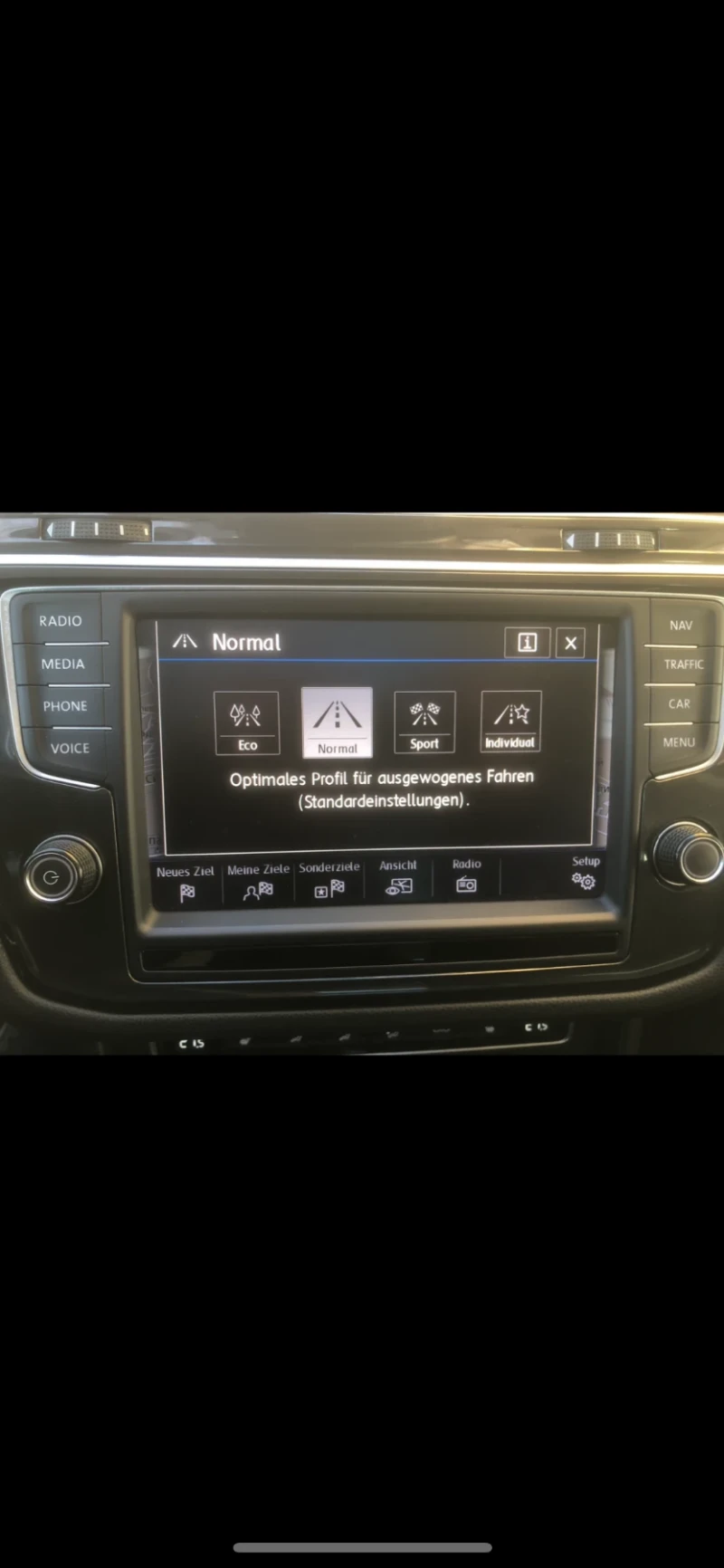 VW Tiguan VW Tiguan 2.0 TDI Higlhine 4Motion BMT, снимка 9 - Автомобили и джипове - 52797234