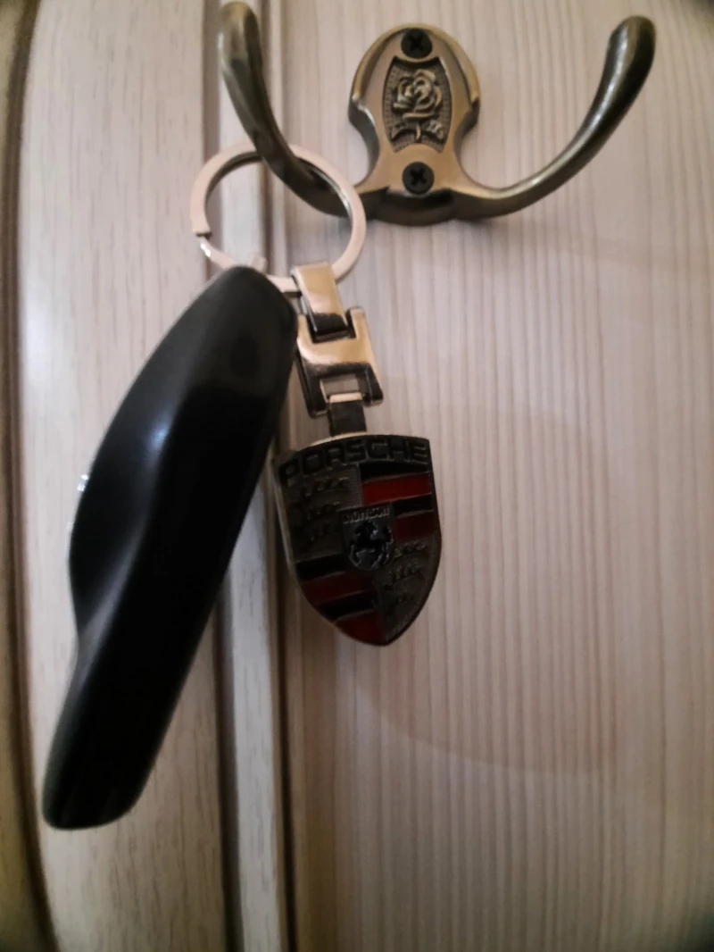 Porsche Cayenne 3.0D, снимка 9 - Автомобили и джипове - 52838700