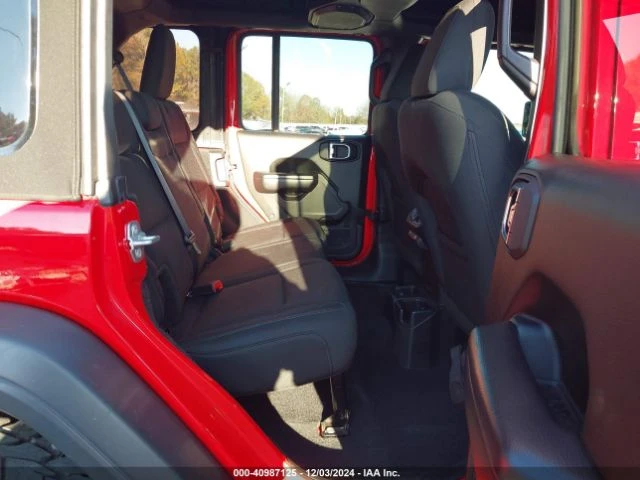 Jeep Wrangler UNLIMITED SPORT S 4X4, снимка 10 - Автомобили и джипове - 48888809