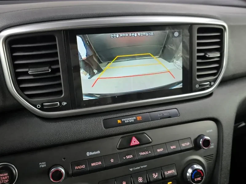 Kia Sportage 2.0 CRDi 4WD, снимка 15 - Автомобили и джипове - 54276741