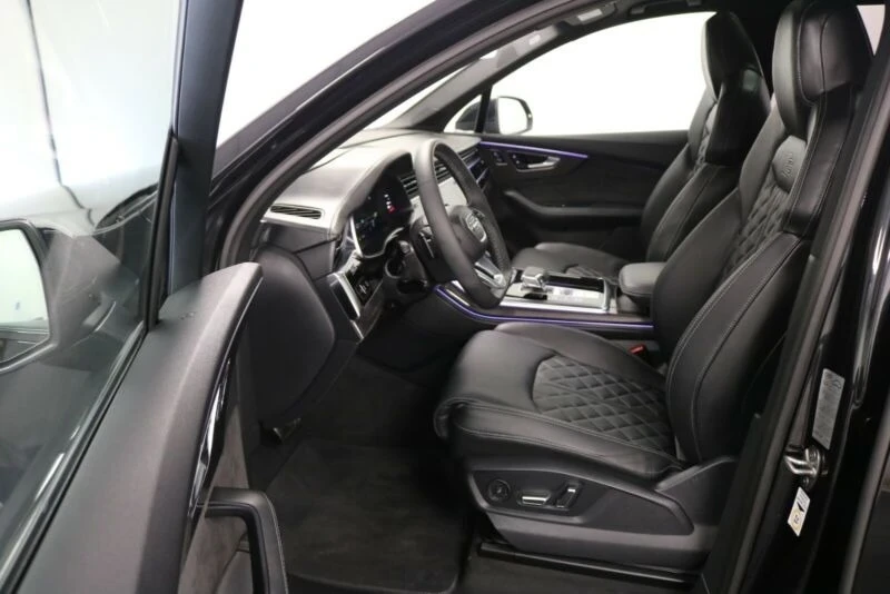 Audi SQ7, снимка 5 - Автомобили и джипове - 54984608