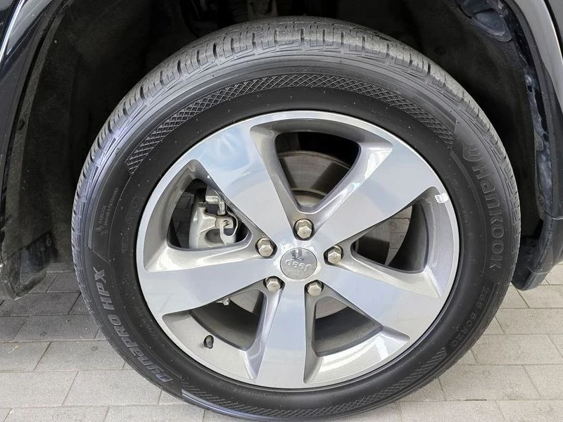 Jeep Cherokee 3.0 Diesel Overland| 240к.с.| ВКЛ.ТЕХНОТЕСТ, снимка 5 - Автомобили и джипове - 55130388