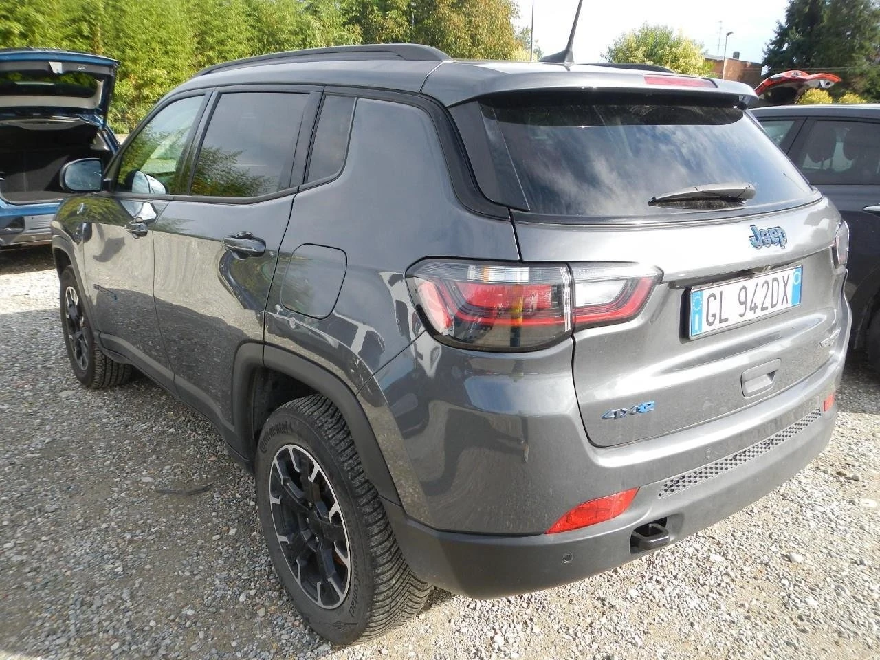 Jeep Compass Trail Hawk Plug-In-Hybrid - изображение 6