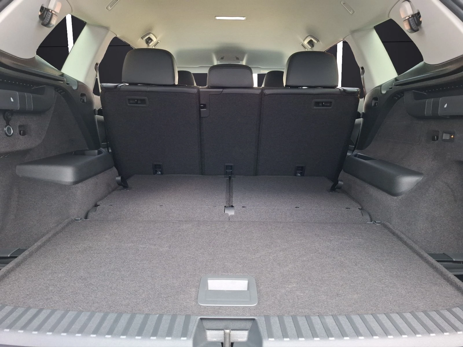 VW Tayron 1.5-TSI/150HP/ELEGANCE/KLESS/CAM/ACC/NAVI/AMB/362v - изображение 10