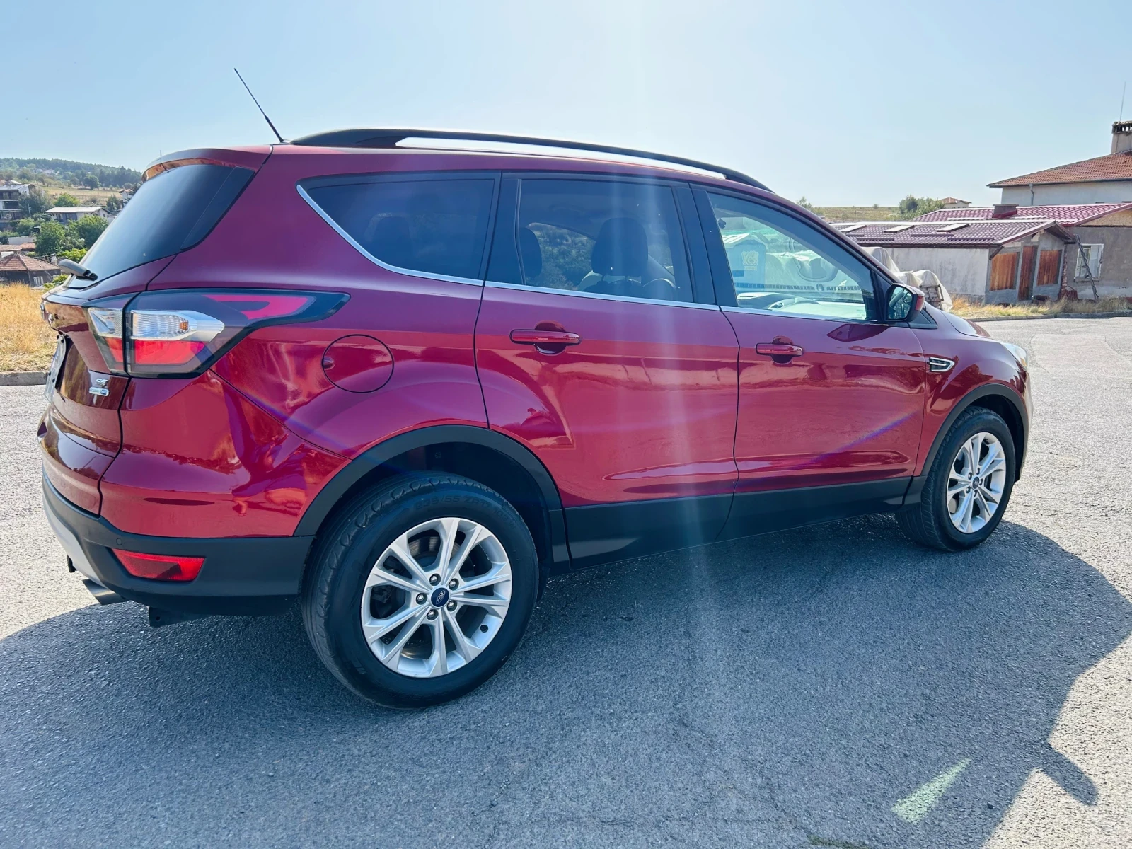 Ford Escape SE/4x4 - изображение 4