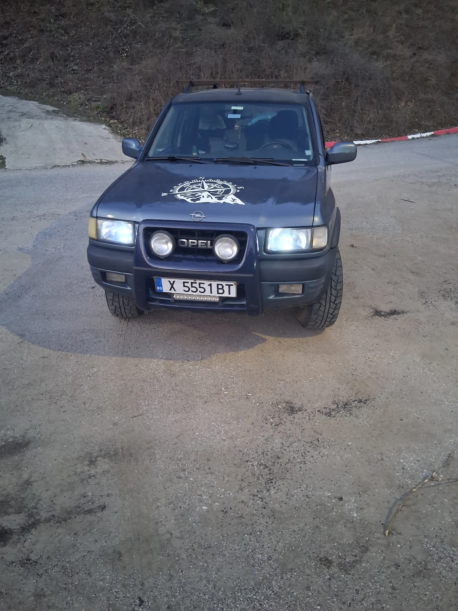 Opel Frontera 2.2, снимка 3 - Автомобили и джипове - 53922193