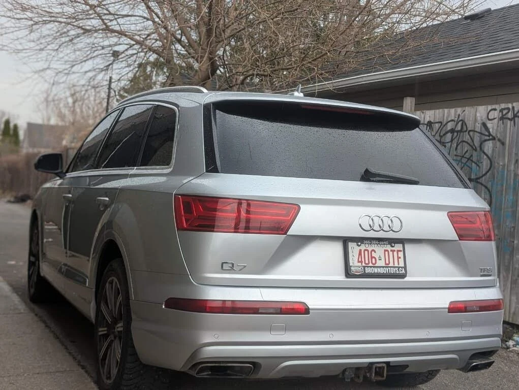 Audi Q7 BOSE * HeadUp *  AвтоКредит * (ЦЕНА ДО БГ), снимка 4 - Автомобили и джипове - 54428668