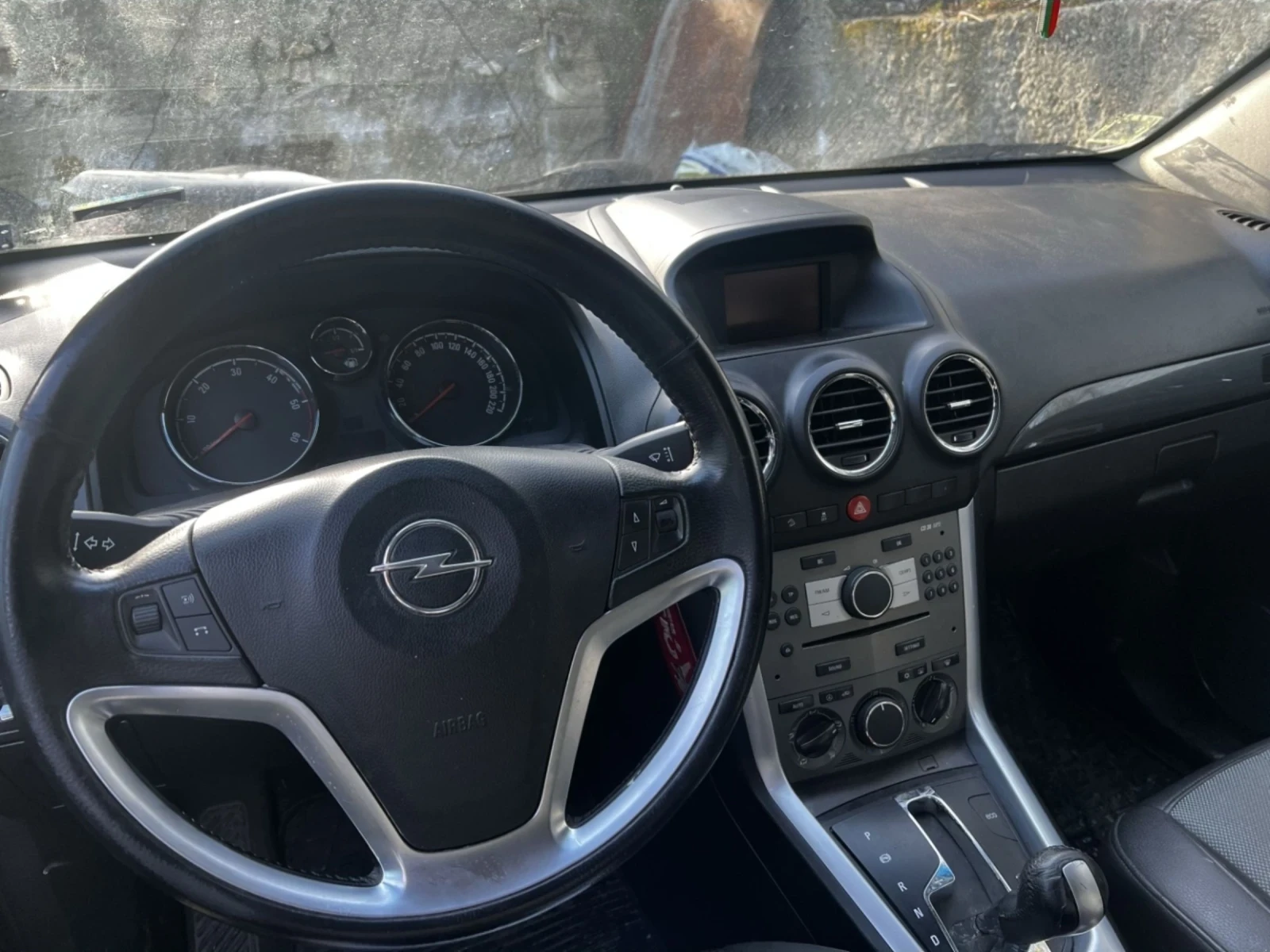Opel Antara 2.2 CDI, снимка 3 - Автомобили и джипове - 54511296