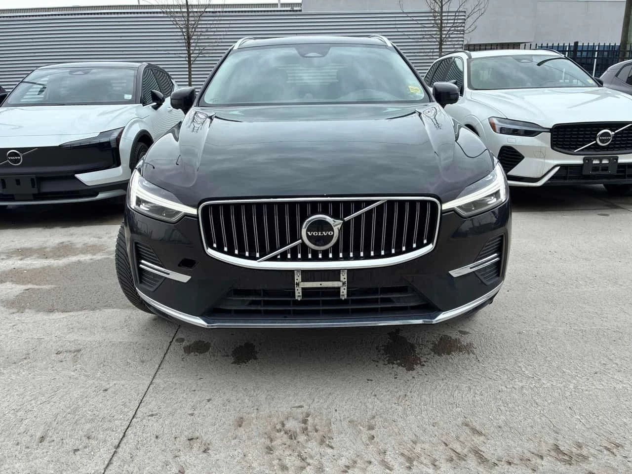 Volvo XC60 Inscription /360/DISTRONIC/B&W/ОБДУХВАНЕ , снимка 6 - Автомобили и джипове - 54563070