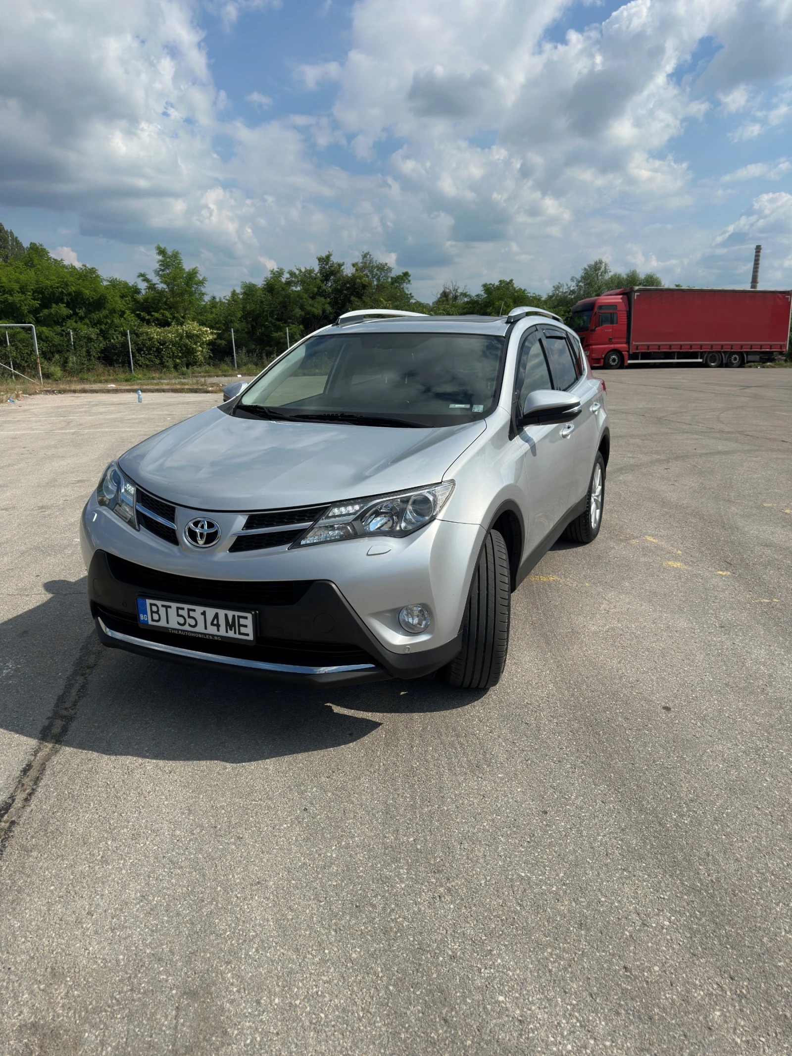 Toyota Rav4 Toyota Rav4 2.2D-4x4-AVTOMATIC-LED--CAMERA