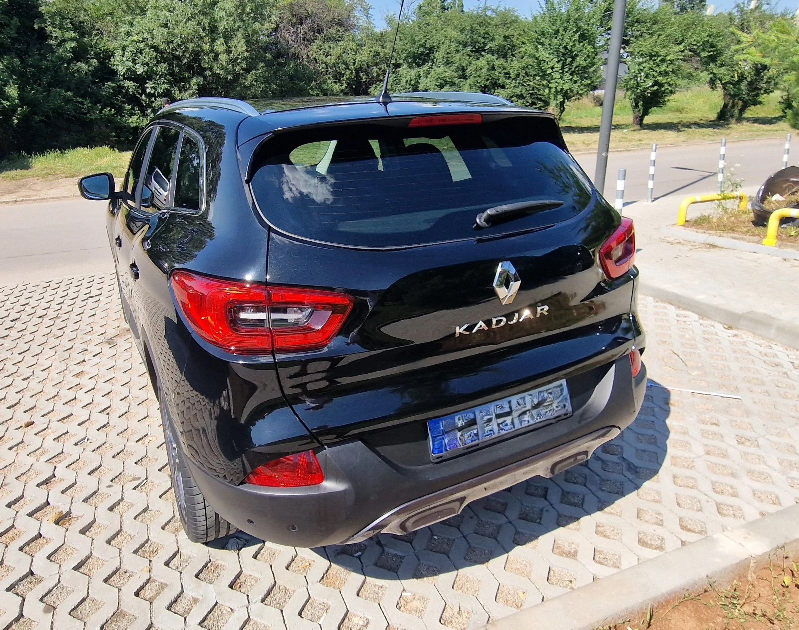 Renault Kadjar 4x4 Intens, снимка 5 - Автомобили и джипове - 55988751