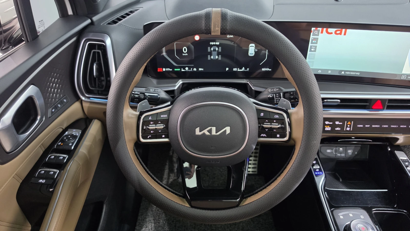 Kia Sorento SIGNATURE 2023* DIS* HUD* ОБДУХ* 360* PANO* КРАЙНА, снимка 5 - Автомобили и джипове - 56061059